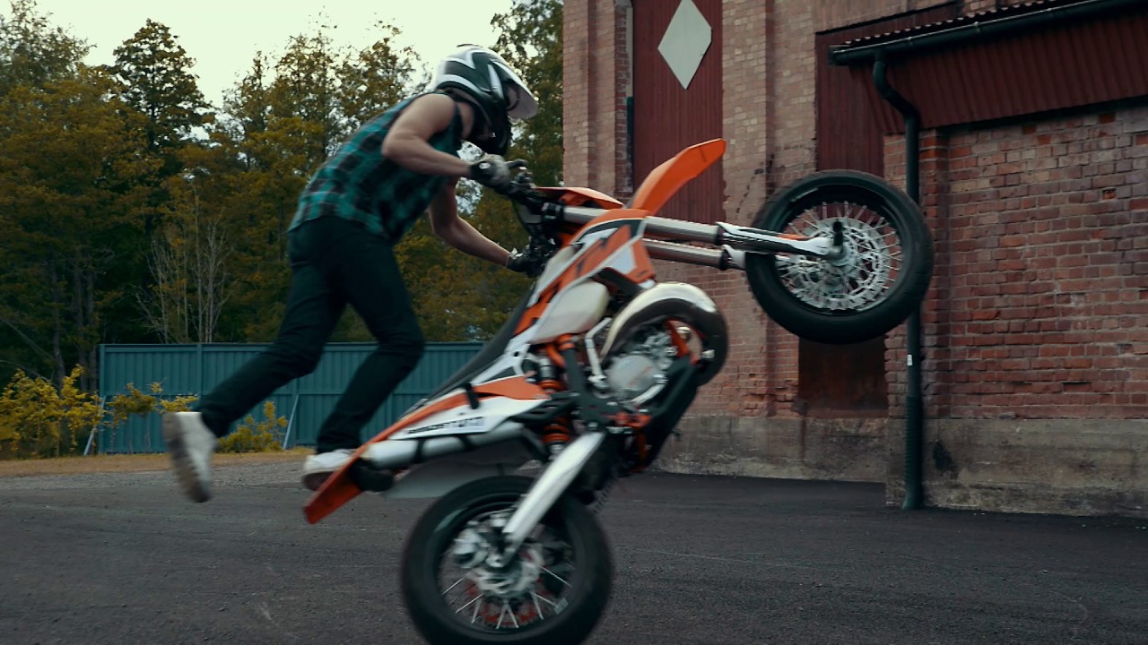 Amostunt – Best of 2016