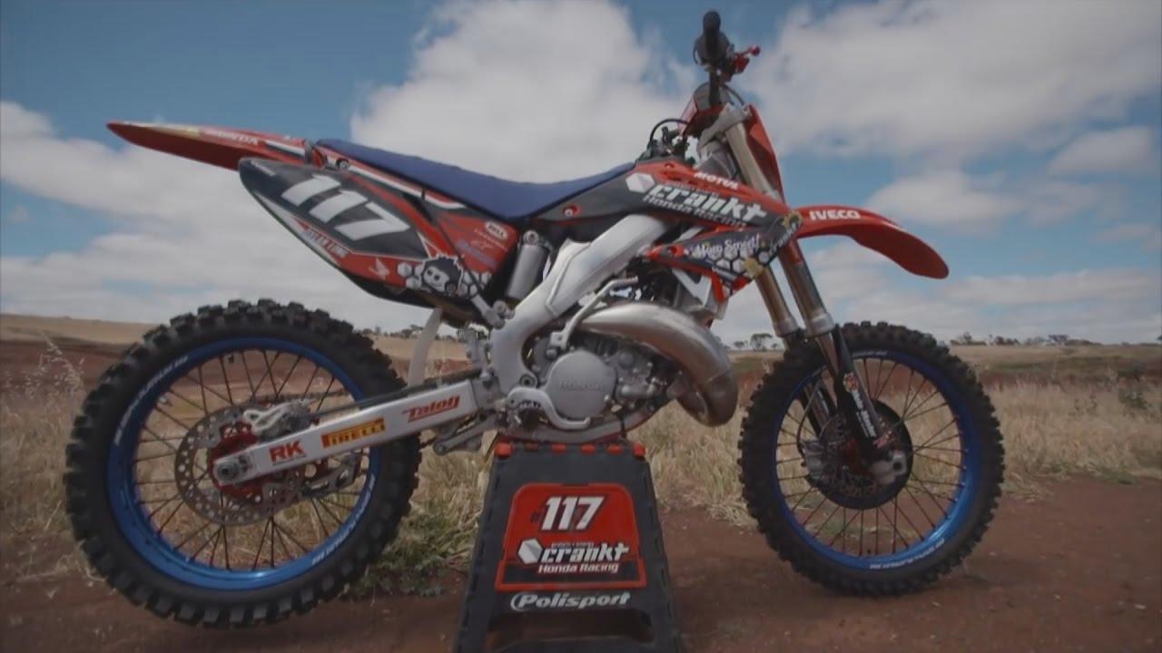 RAW 2 Stroke Ripping – Dylan Long