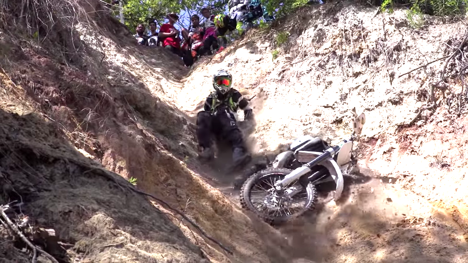 Hill Climbing at Ballzapallooza 5 on Rich’s Way Up – RAW Dirt Bike Greatness!