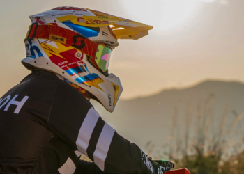 Airoh Aviator 3 6Days Spain 2024!